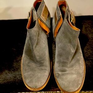 Authentic suede Kork Ease booties